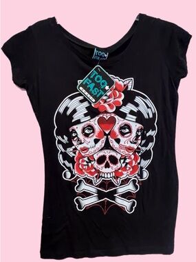 Too Fast Black Girls' Sugar Skull Floral Graphic Tee size large